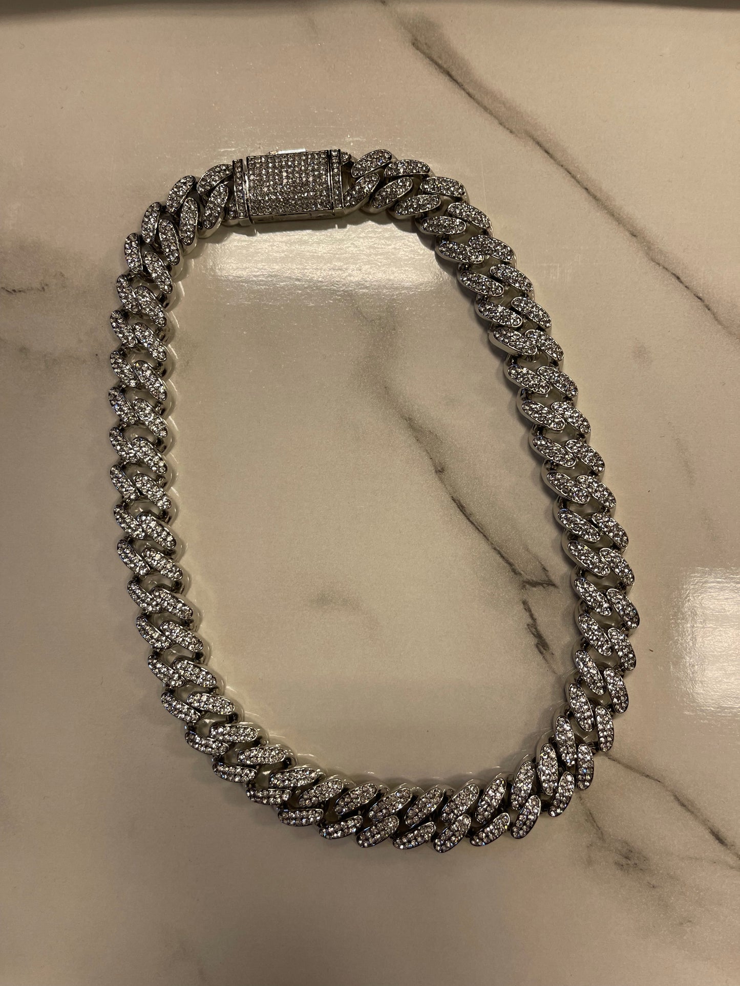 Cuban Link Chain-18” (Silver)