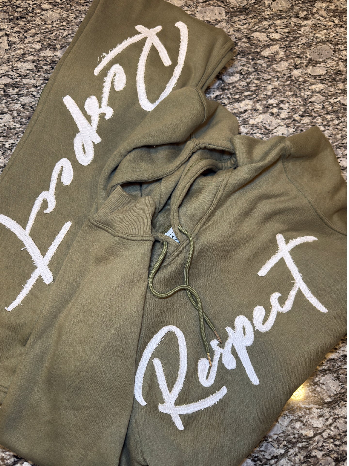"PRE-ORDER"-Respect F/W '25 Distressed Jogger Set (Olive)