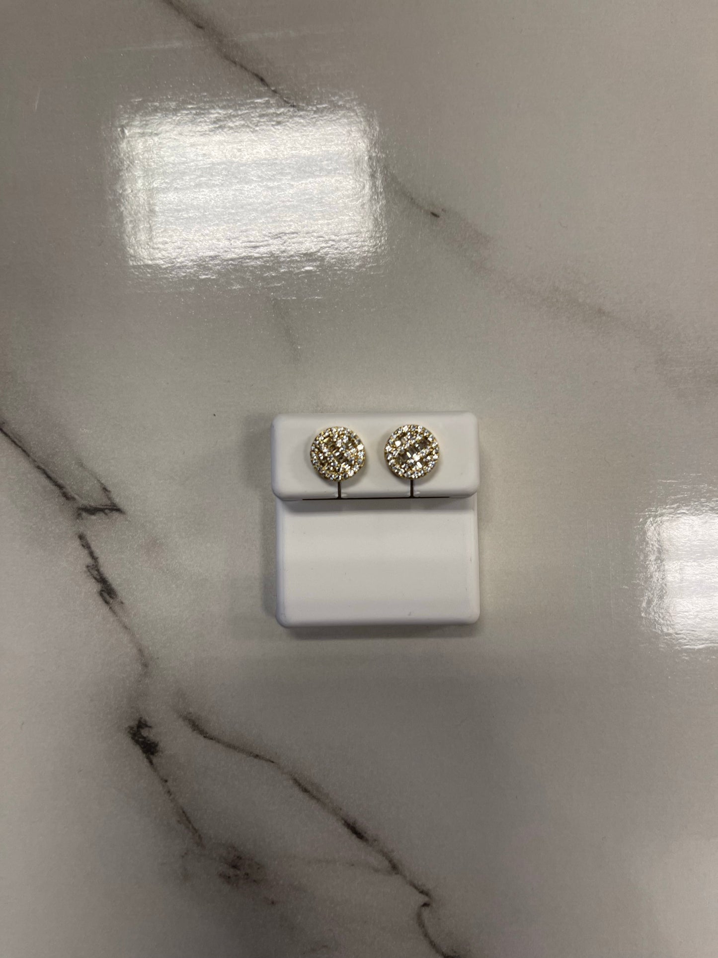 High End Cubic Zirconia Studs (Gold)